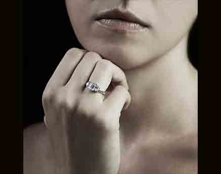 bague-fiancailles-diamant-or blanc-art deco